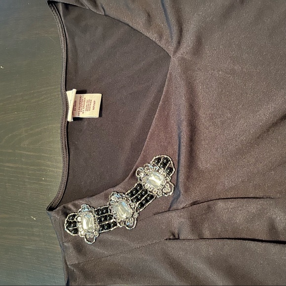 Black Covington polyester stretch tank top with beaded design on shoulder - Picture 4 of 7